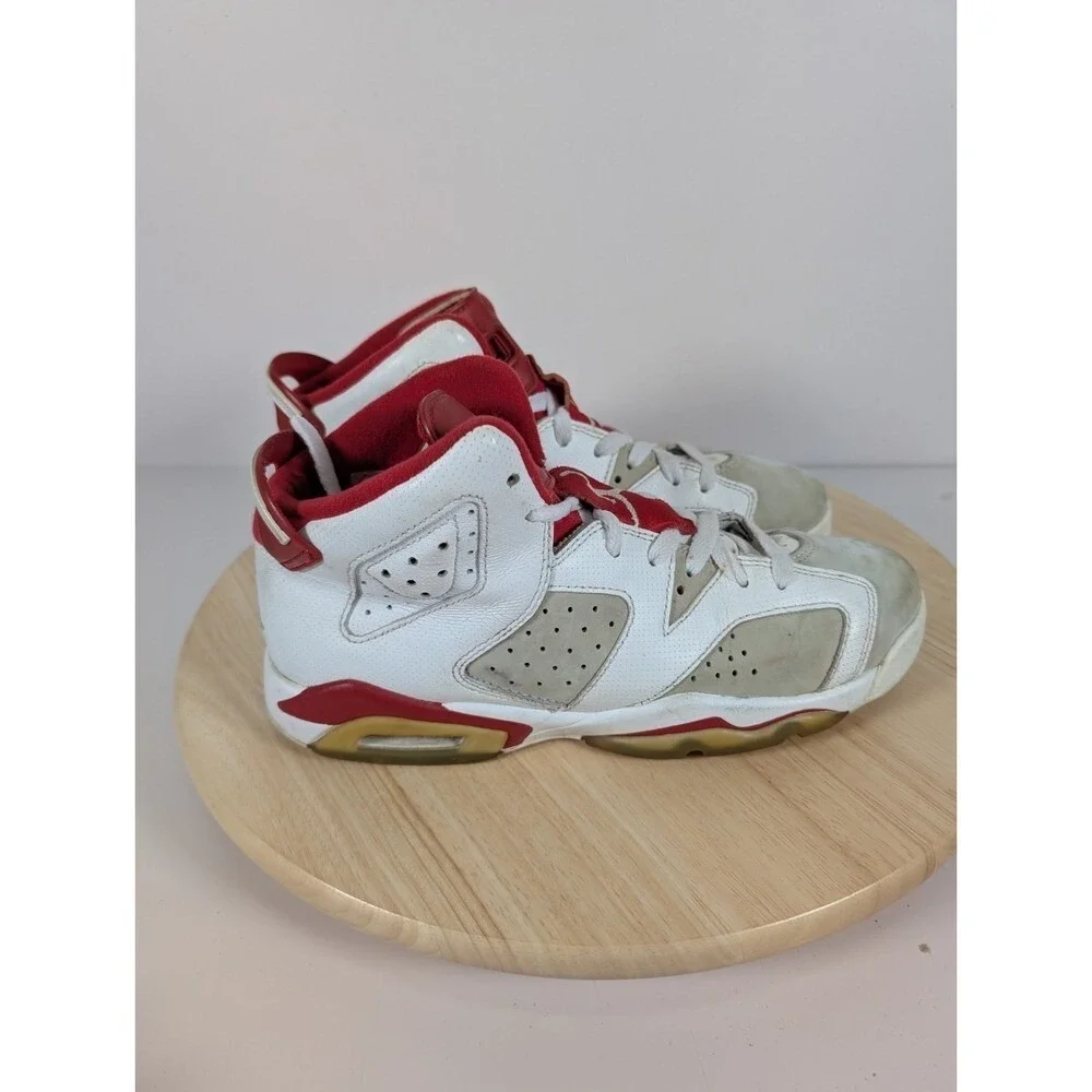 Nike Air Jordan 6 Retro Alternate Hare 6.5Y Youth Womens 8 White Red Sneakers